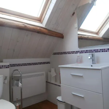 Les Tachats Hautefort