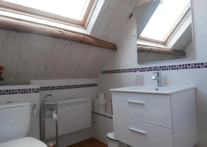 Les Tachats Hautefort